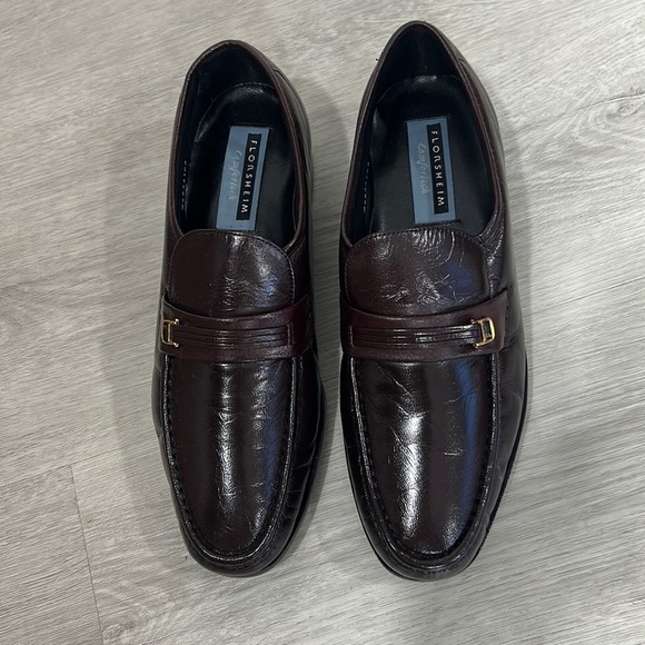 Florsheim • mens riva loafer leather comfort dress shoes burgundy 8.5 main image 11